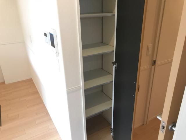収納