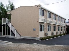 レオパレスリバーサイドパレスの外観画像