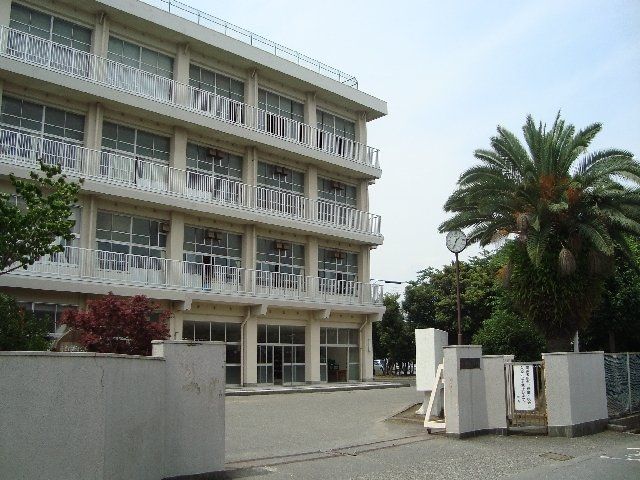 その他「田子浦中学校まで60m」