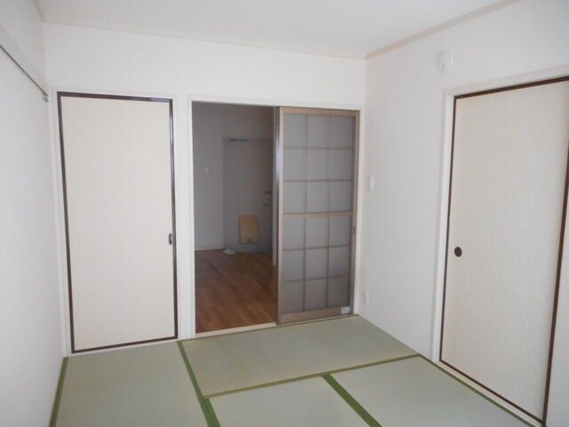 ベッドルーム