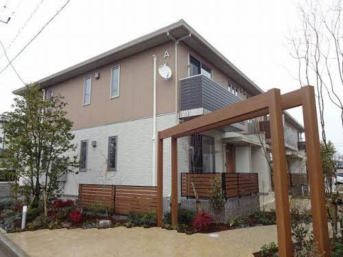 シャーメゾン仏生山 A棟の外観画像