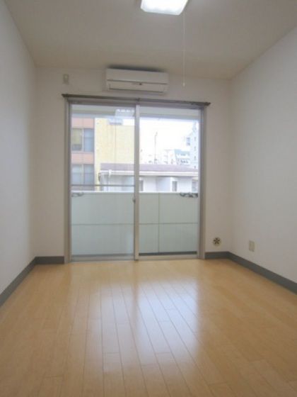 ベッドルーム