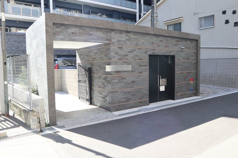 近くに施設あり