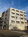 ハイツ上新小松の外観