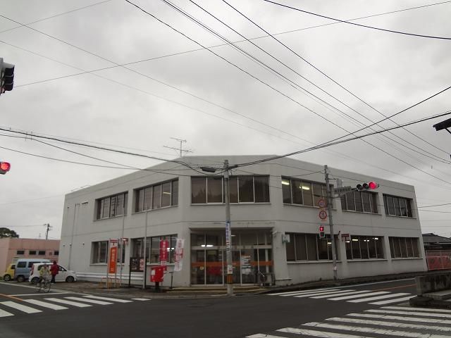 鞍手郵便局 (623m)