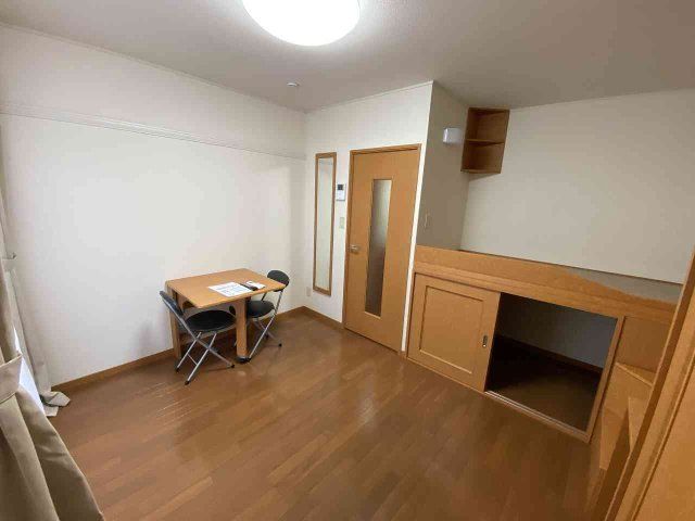 ベッドルーム