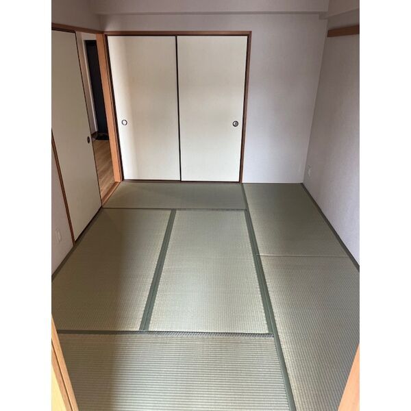 ベッドルーム