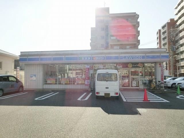 ローソン片野新町店(146m)
