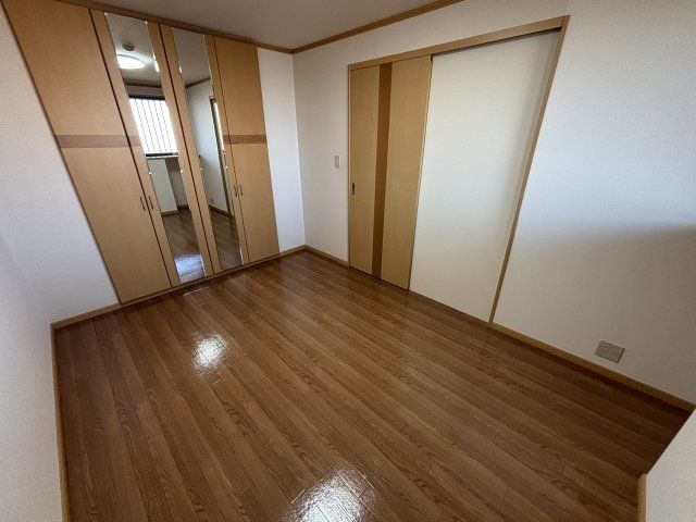ベッドルーム