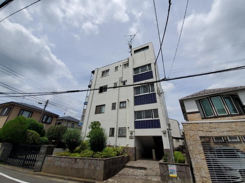 学芸コーポの外観画像