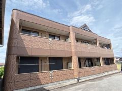 クオリティ パレスの外観画像