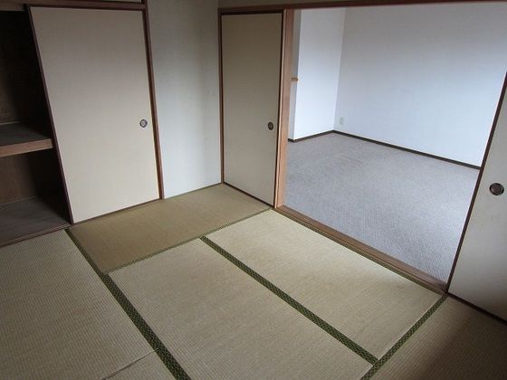 ベッドルーム