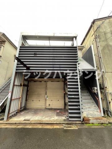 三ツ島4丁目倉庫付き貸家の外観画像