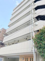 スプリームサカイの外観画像