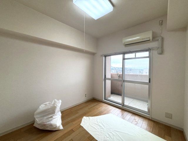 ベッドルーム