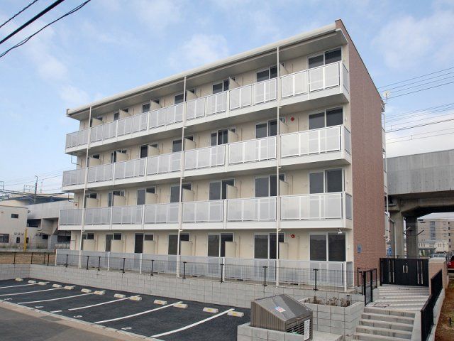 レオパレス新鎌ケ谷KIYOTAの外観画像