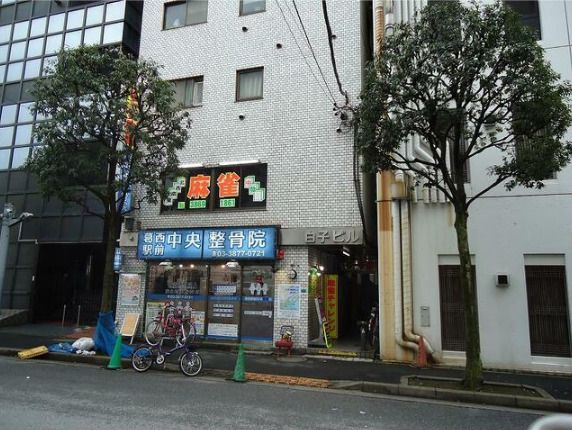 近くに施設あり