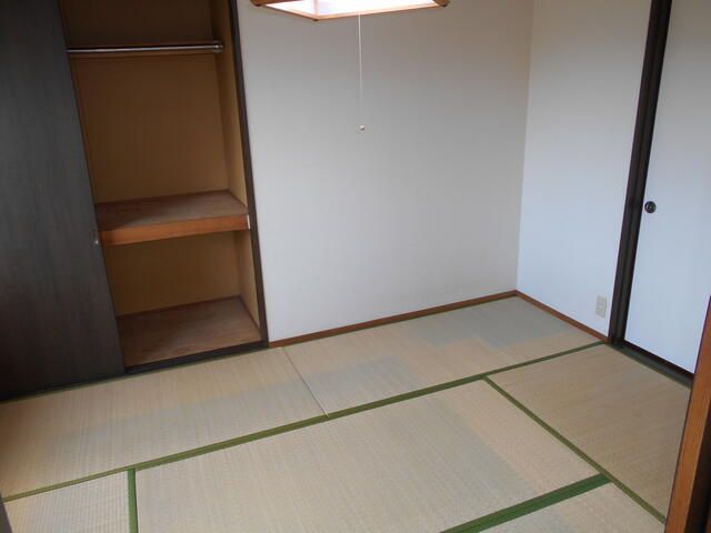 ベッドルーム