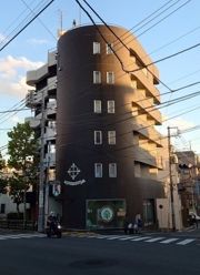 クロムハイツの外観画像