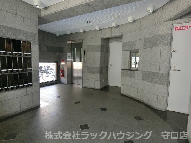ロビー