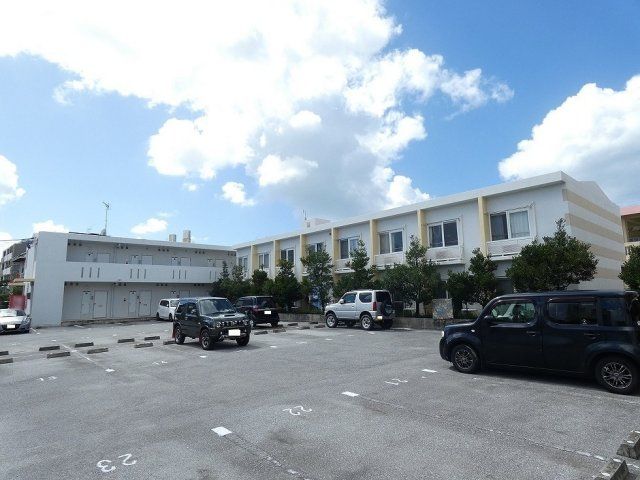 レオパレス糸満Southの外観画像