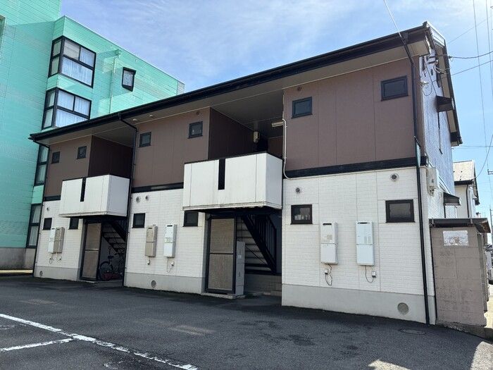 ロイヤルファミールⅡ Bの外観画像