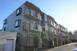 ドルフヤマノウチAの外観画像