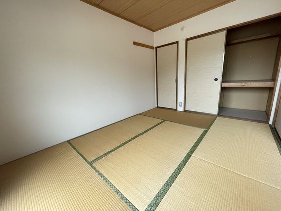 ベッドルーム