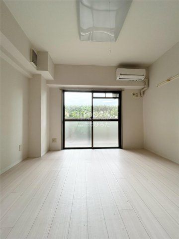 ハローデイ九州共立大前店 (980m)
