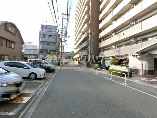 近くに施設あり