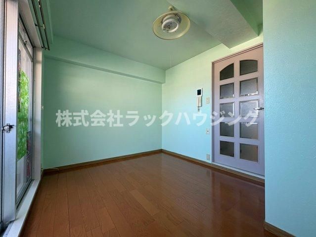 洋室