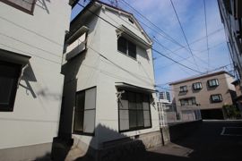 上本アパート東棟の外観画像