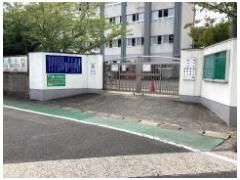 松ヶ江南小学校(230m)