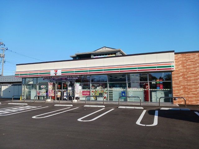 セブンイレブンまで1200m
