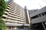 ロイヤルビュー一茶苑の外観