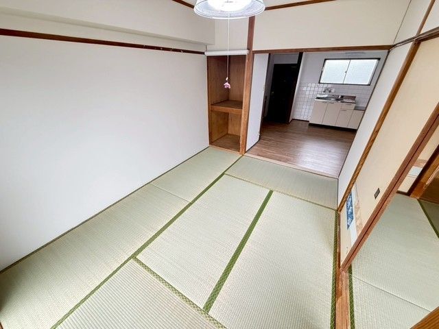 ベッドルーム