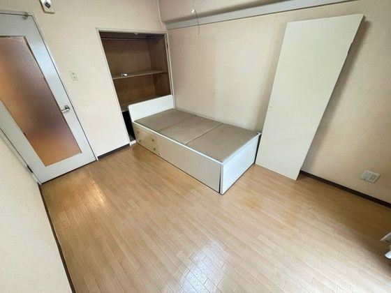 ベッドルーム