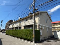 サン・シャレー山室の外観画像