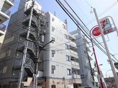 ラ・トゥール国立の外観画像