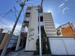 レオパレスクワトロの外観画像