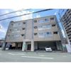 ライズ古城堀端の外観