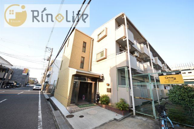 泉ハイツの外観画像