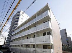 レオパレスTAKAOKAの外観画像
