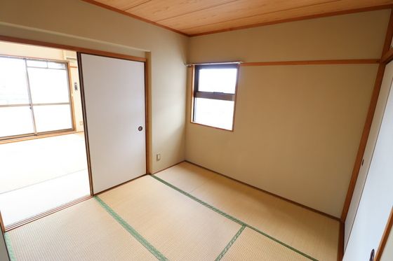 ベッドルーム