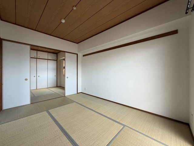 ベッドルーム