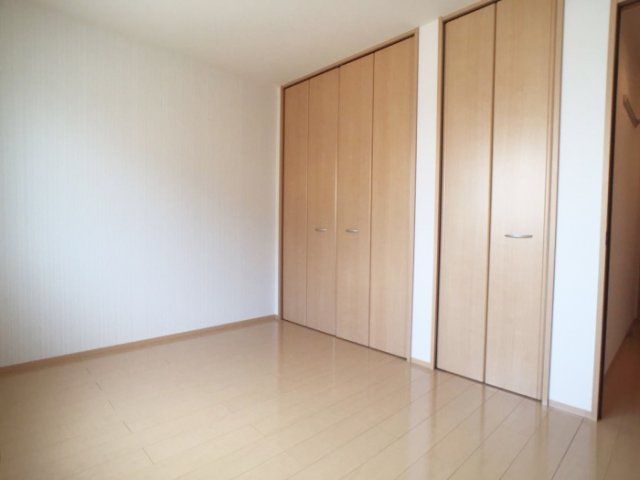 ベッドルーム