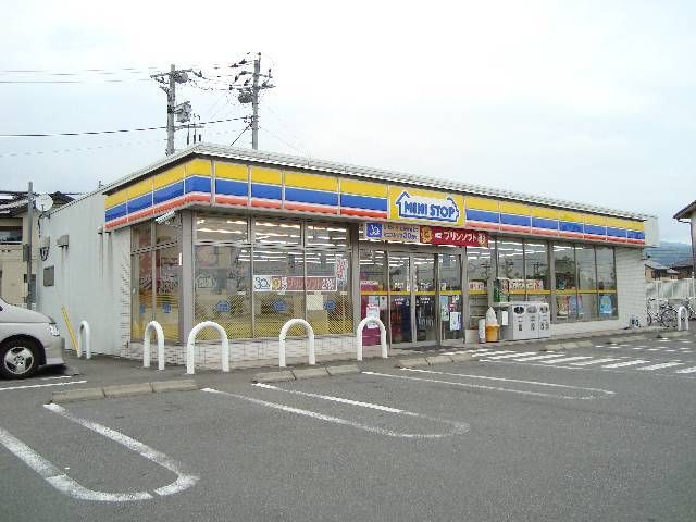 その他「ミニストップ(コンビニ)まで770m」