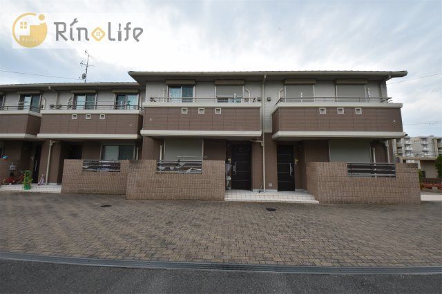 シャーメゾン泉ヶ丘の外観画像