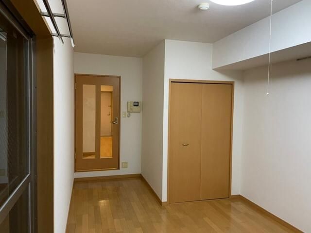 ベッドルーム