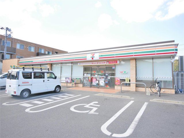 セブン-イレブン 小倉南方3丁目店(250m)